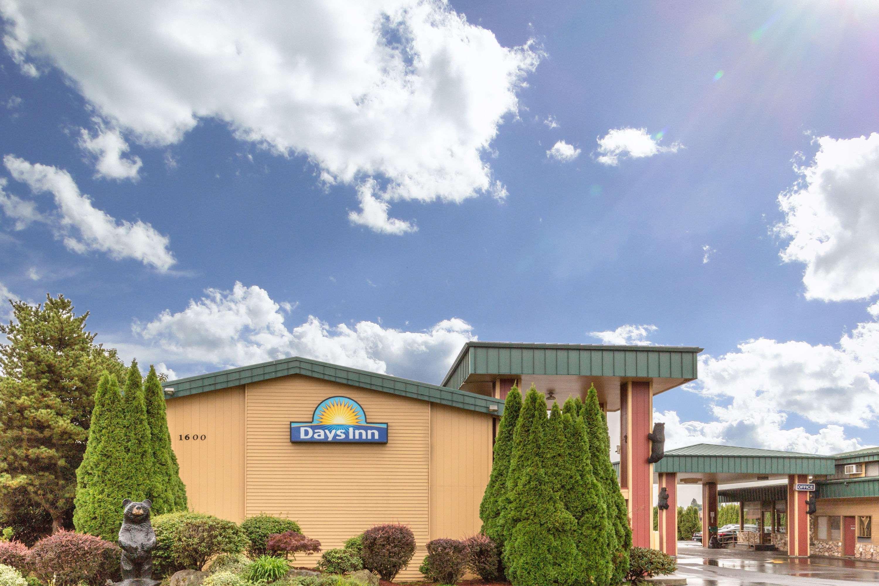 Days Inn By Wyndham Black Bear Salem Luaran gambar