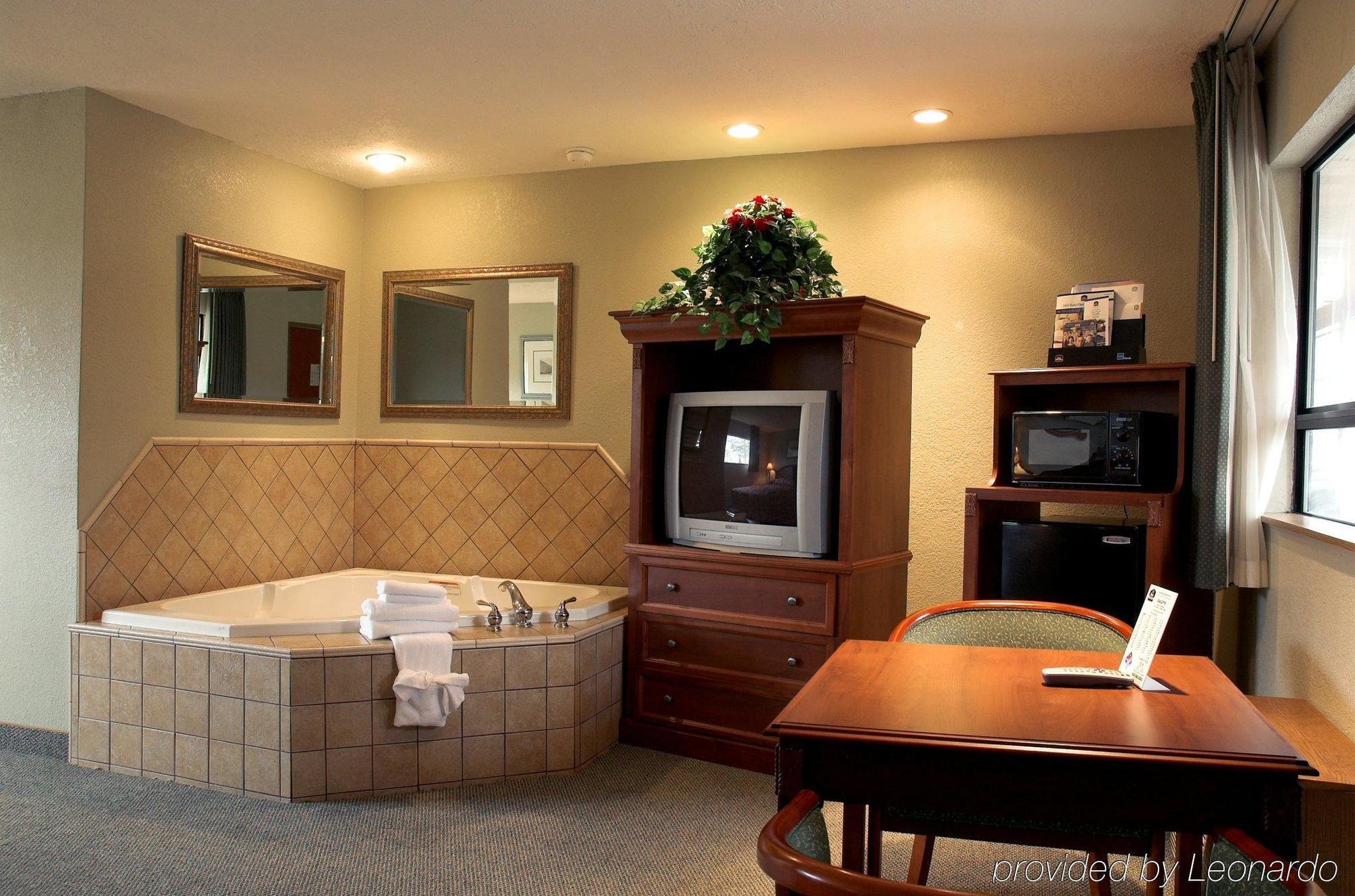 Days Inn By Wyndham Black Bear Salem Bilik gambar
